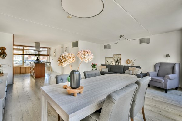 Medium property photo - Schaarbeekstraat 13, 1066 JW Amsterdam